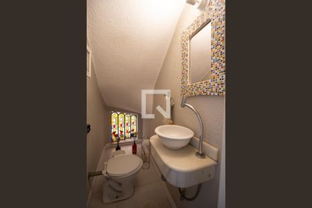 Lavabo de casa à venda com 3 quartos, 134m² em Jardim do Carmo, São Paulo