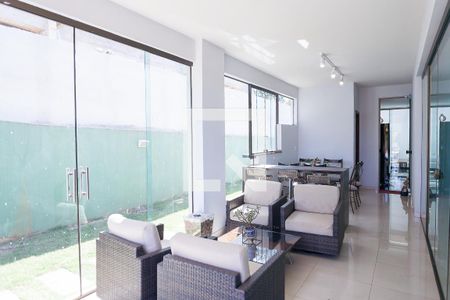 anti sala de casa de condomínio à venda com 4 quartos, 400m² em Alphaville Nova Lima, Nova Lima