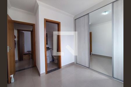 Suite de apartamento à venda com 2 quartos, 114m² em Europa, Contagem