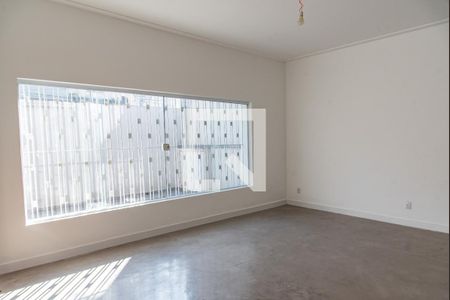 Sala de casa à venda com 3 quartos, 300m² em Ipiranga, São Paulo