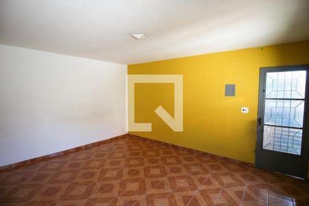 Sala / Quarto de casa para alugar com 1 quarto, 30m² em Limoeiro, São Paulo