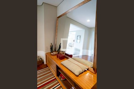 Hall Entrada de apartamento à venda com 4 quartos, 220m² em Brooklin Novo, São Paulo