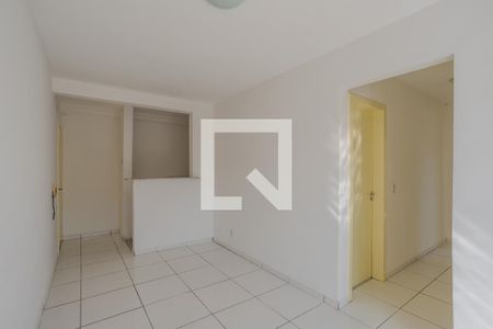 Sala de apartamento para alugar com 3 quartos, 67m² em Protásio Alves, Porto Alegre