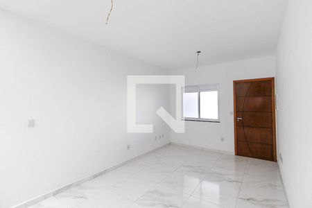 Sala de casa à venda com 3 quartos, 67m² em Vila Virginia, São Paulo
