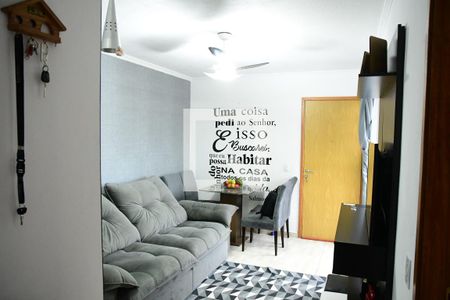 Sala de apartamento para alugar com 2 quartos, 42m² em Jardim Isis, Cotia