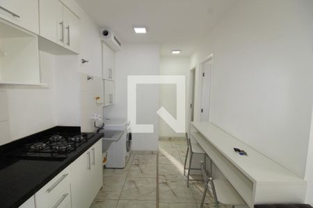 Sala/Cozinha de apartamento à venda com 2 quartos, 38m² em Sítio da Figueira, São Paulo
