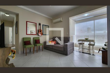 Sala de apartamento para alugar com 2 quartos, 121m² em Gonzaga, Santos