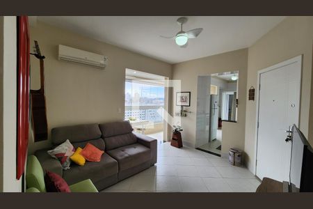 Sala de apartamento para alugar com 2 quartos, 121m² em Gonzaga, Santos