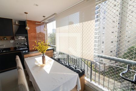 Varanda Sala de apartamento à venda com 3 quartos, 83m² em Vila Andrade, São Paulo