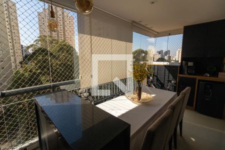 Varanda Sala de apartamento à venda com 3 quartos, 83m² em Vila Andrade, São Paulo