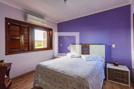 Casa à venda com 229m², 3 quartos e 3 vagas Casa à venda com 229m², 3 quartos e 3 vagasSuíte