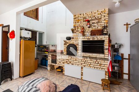 Casa à venda com 229m², 3 quartos e 3 vagas Casa à venda com 229m², 3 quartos e 3 vagasChurrasqueira