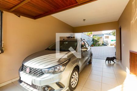 Casa à venda com 229m², 3 quartos e 3 vagas Casa à venda com 229m², 3 quartos e 3 vagasGaragem