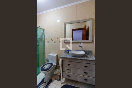 Casa à venda com 229m², 3 quartos e 3 vagas Casa à venda com 229m², 3 quartos e 3 vagasBanheiro Suíte