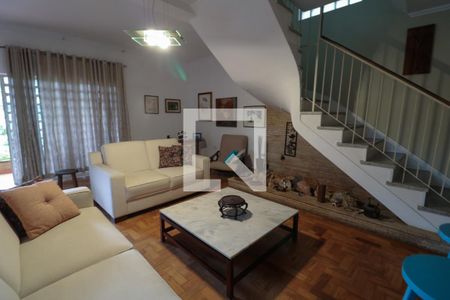 Sala de casa à venda com 3 quartos, 260m² em Butantã, São Paulo