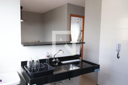 Cozinha de apartamento à venda com 2 quartos, 48m² em Santo Andre, São Leopoldo