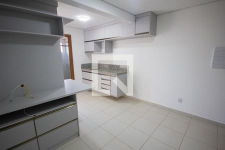 Sala de kitnet/studio para alugar com 1 quarto, 30m² em Nova Aliança, Ribeirão Preto