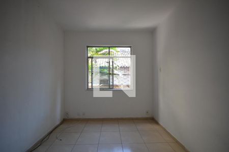 Sala de casa para alugar com 2 quartos, 60m² em Praça Seca, Rio de Janeiro