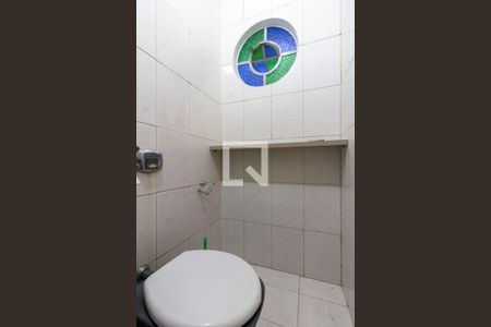 Lavabo de casa para alugar com 3 quartos, 125m² em Parque Savoy City, São Paulo