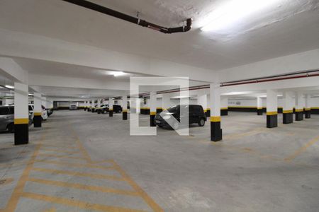 Garagem de apartamento para alugar com 2 quartos, 38m² em Jardim Piqueroby, São Paulo