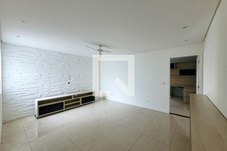 Sala de TV de casa à venda com 3 quartos, 215m² em Vila Vera, São Paulo