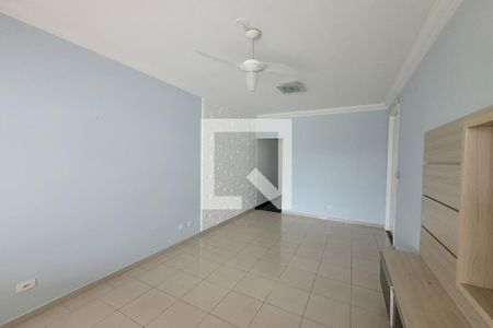 Sala de estar de casa à venda com 3 quartos, 215m² em Vila Vera, São Paulo