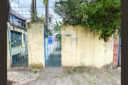 Fachada de casa para alugar com 1 quarto, 18m² em Jardim Umuarama, São Paulo