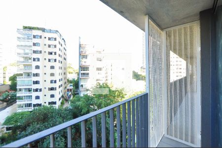 Studio para alugar com 46m², 1 quarto e 1 vaga Studio para alugar com 46m², 1 quarto e 1 vagaVaranda