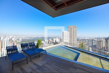 Studio para alugar com 46m², 1 quarto e 1 vaga Studio para alugar com 46m², 1 quarto e 1 vagaÁrea comum - Piscina