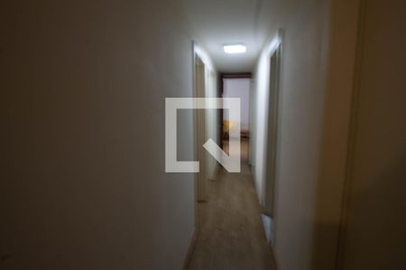 corredor de apartamento à venda com 3 quartos, 100m² em Leme, Rio de Janeiro