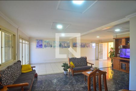 Sala de casa à venda com 3 quartos, 270m² em Nossa Senhora das Gracas, Canoas
