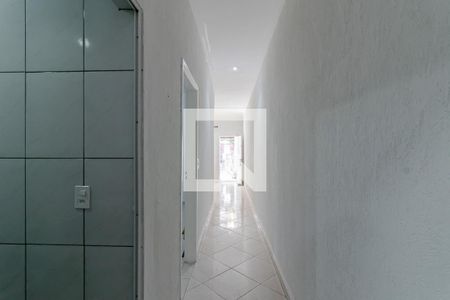 Corredor de casa para alugar com 2 quartos, 100m² em Vila da Saúde, São Paulo