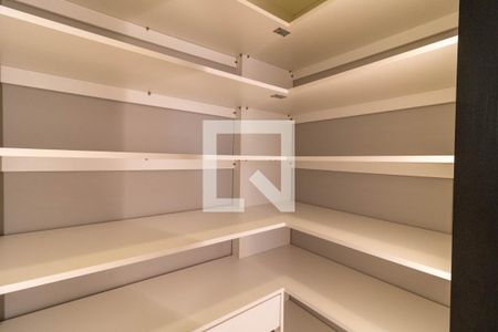 Closet da suíte de apartamento para alugar com 3 quartos, 120m² em Farroupilha, Porto Alegre