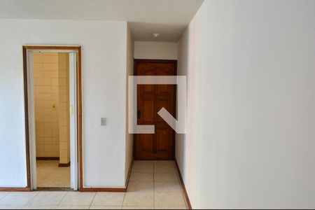 Sala de apartamento para alugar com 2 quartos, 60m² em Pechincha, Rio de Janeiro