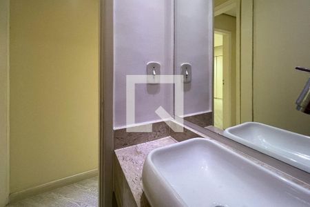 Lavabo de apartamento para alugar com 2 quartos, 86m² em Indianópolis, São Paulo