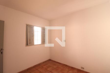 Quarto 2 de casa para alugar com 2 quartos, 41m² em Vila Bandeirantes, São Paulo