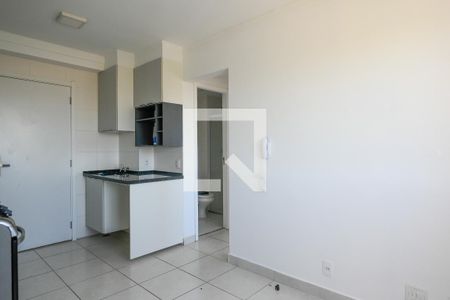 Sala de apartamento para alugar com 2 quartos, 32m² em Parque Fongaro, São Paulo