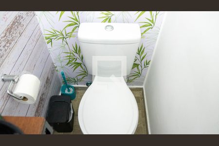 Lavabo de casa para alugar com 4 quartos, 194m² em Penha de França, São Paulo