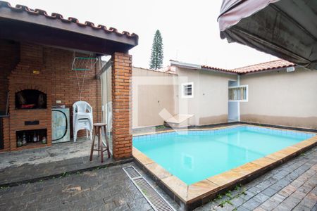 Casa para alugar com 270m², 3 quartos e 5 vagas Casa para alugar com 270m², 3 quartos e 5 vagasPiscina