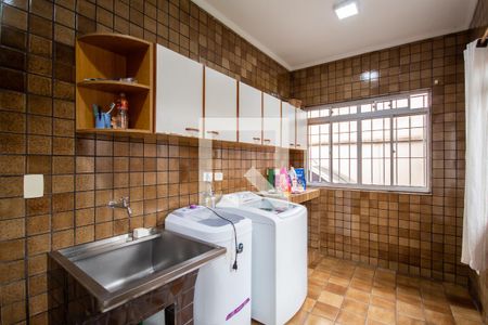 Casa para alugar com 270m², 3 quartos e 5 vagas Casa para alugar com 270m², 3 quartos e 5 vagasÁrea de Serviço