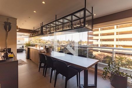 Varanda de apartamento à venda com 3 quartos, 145m² em Pinheiros, São Paulo