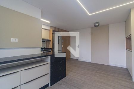 Sala de apartamento para alugar com 2 quartos, 67m² em Centro, Curitiba