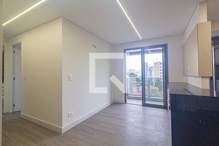 Sala de apartamento para alugar com 2 quartos, 67m² em Centro, Curitiba