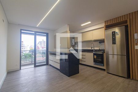 Sala de apartamento para alugar com 2 quartos, 67m² em Centro, Curitiba