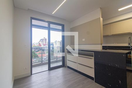 Sala de apartamento para alugar com 2 quartos, 67m² em Centro, Curitiba