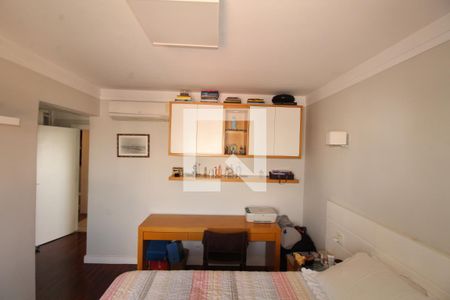 Quarto 1 de apartamento para alugar com 3 quartos, 166m² em Parque Novo Mundo, São Paulo