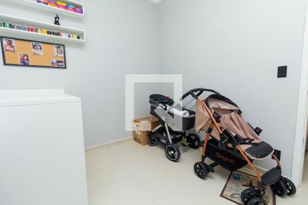 Casa à venda com 450m², 6 quartos e 8 vagas Casa à venda com 450m², 6 quartos e 8 vagasEscritório