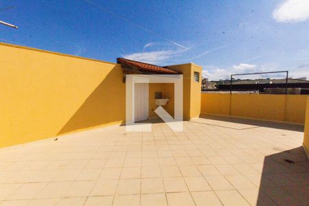 Casa à venda com 450m², 6 quartos e 8 vagas Casa à venda com 450m², 6 quartos e 8 vagasVaranda