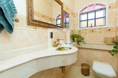 Casa à venda com 450m², 6 quartos e 8 vagas Casa à venda com 450m², 6 quartos e 8 vagasBanheiro 1