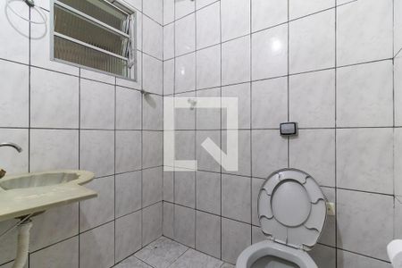 Banheiro da Suíte de casa para alugar com 3 quartos, 90m² em Vila Nova Uniao, São Paulo